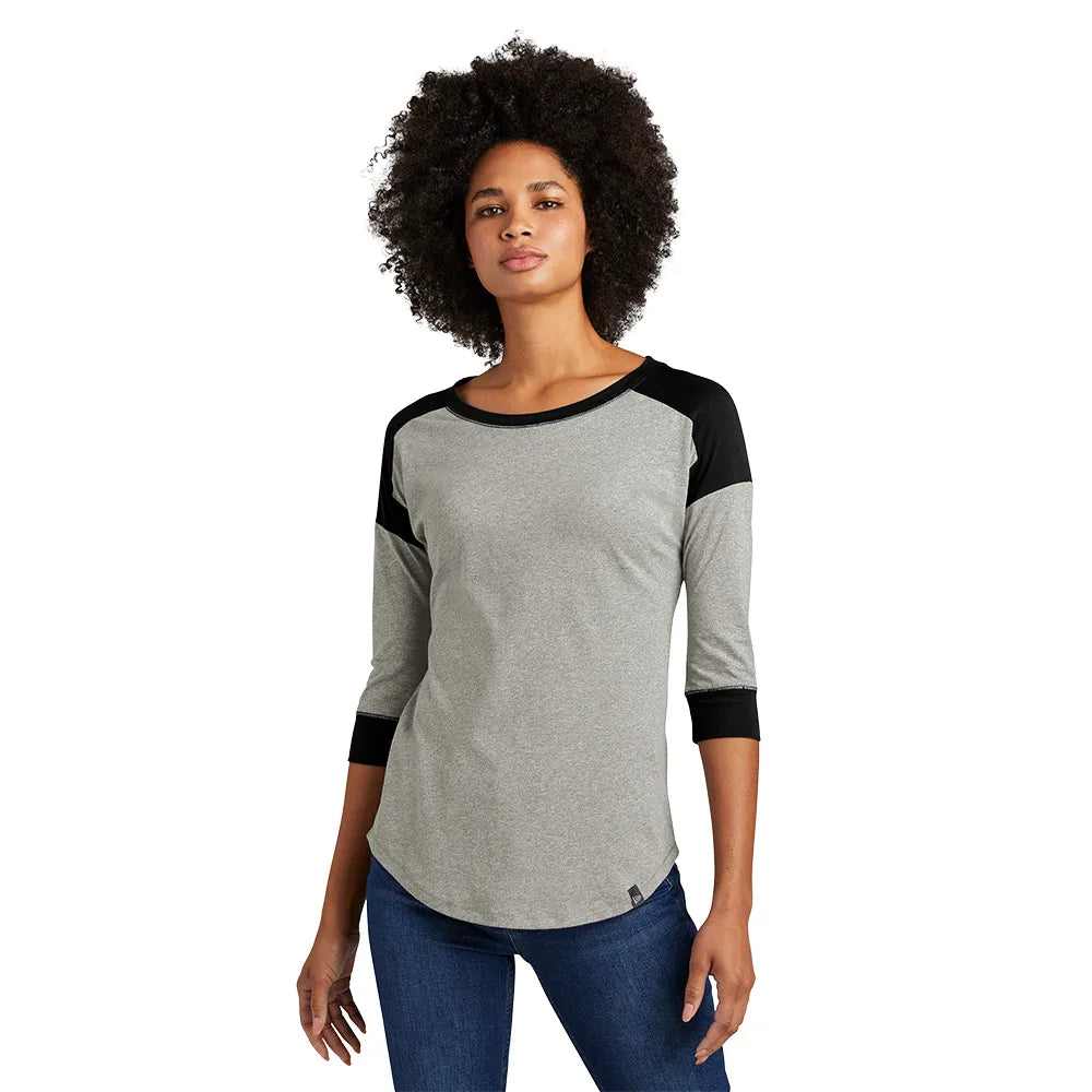 New Era Women's Heritage Blend 3/4-Sleeve Baseball Raglan Tee Decorated - Black/Rainstorm Grey Heather