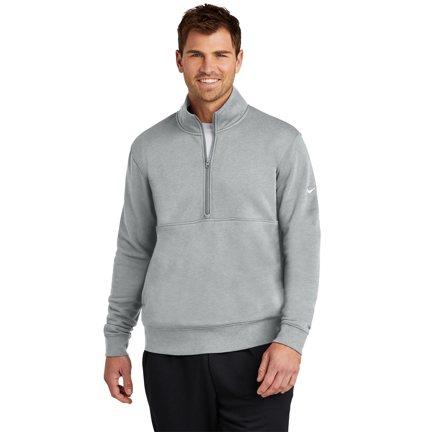 Nike Club Fleece Sleeve Swoosh 1/2Zip Embroidered